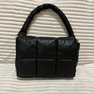 Stylish Denmark Black Leather Quilted Sholder Bag with removable longer strap